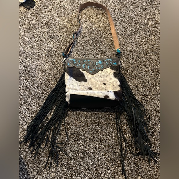 Cowhide Myra crossbody bag - Picture 2 of 4